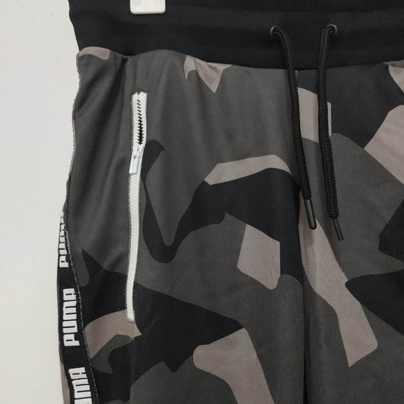 Puma Gray Camo print track pants stretch waist band zip pockets (M) - Picture 5 of 8